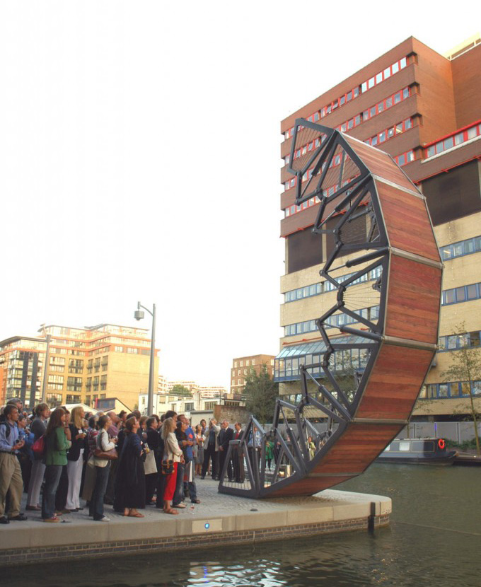 Heatherwick architects Rolling Bridge London Paddington Bridge