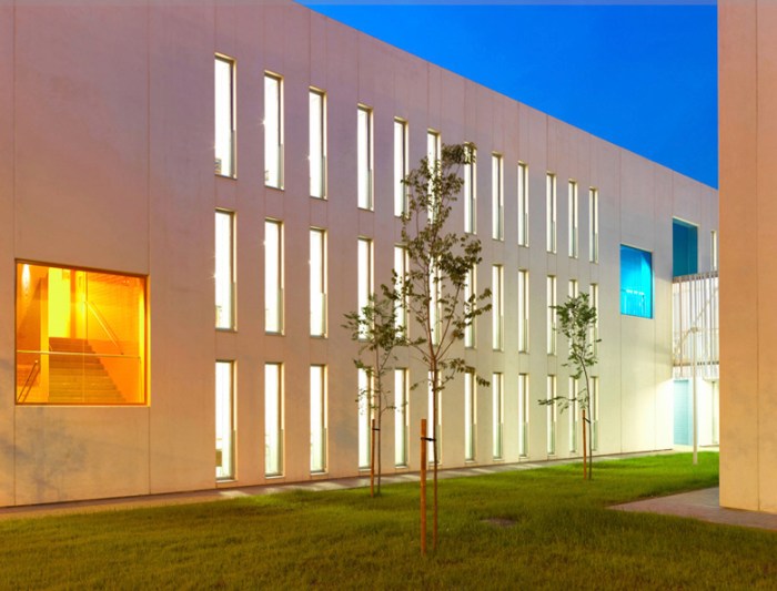 Jaume-Secondary-School-Ramon-Esteve-collabcubed Colorful architecture, Spain, Ramon Esteve, School Design