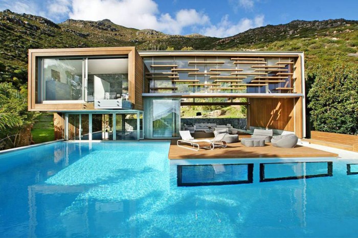 Guest house and entertainment center, spa, pool, contemporary architecture, Cape Town