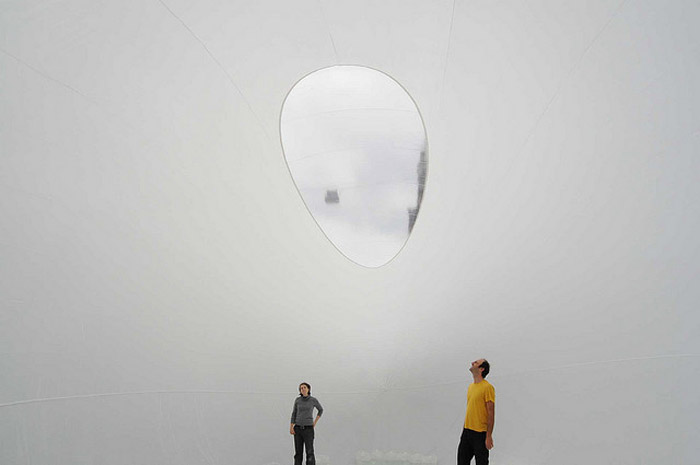 temporary architecture, fantastic bubbles in urban spaces, marco canevacci, inflatable structures, temporary exhibit spaces
