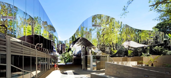 Sustainable architecture, Australia, Charles Wright Architects, reflective facade, collabcubed