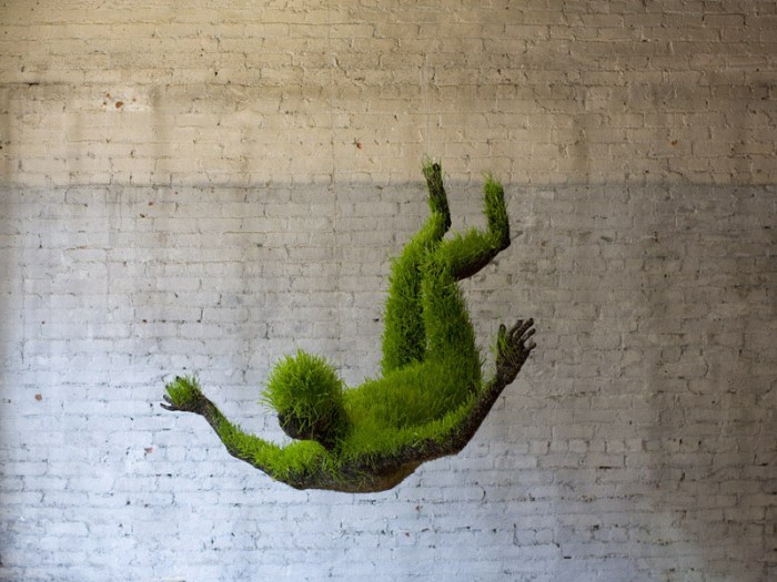 Grass sculptures, contemporary sculpture, cool art installation, mathilde roussel