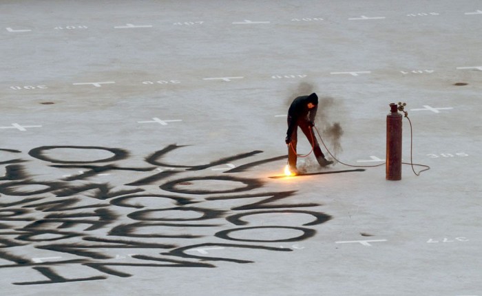 Stuart_Bird_Calling_Counter_Revolution_collabcubed Calling, Cell Phone film by Stuart Bird. Words Counter and Revolution spelled out