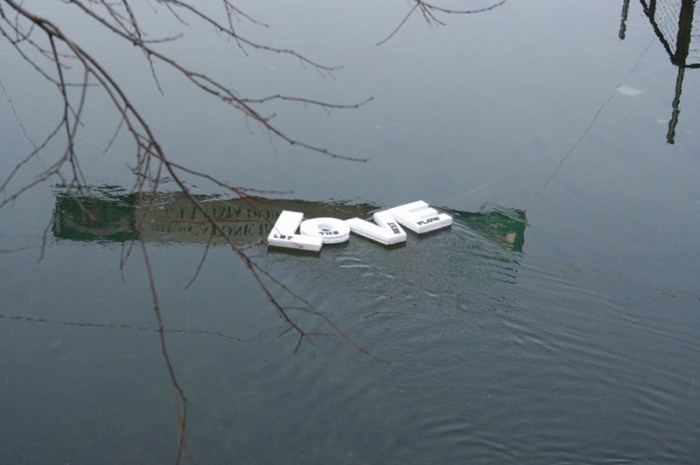 Typography, Typographic installation in Milan, Amsterdam, Words floating on water, Love, Guildor, Street art