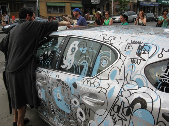 Jon Burgerman, Street artist, illustrator, fun, humorous, goofy, bright-colored characters