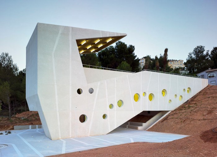 Community Center El Tossal in Nucia, Alicante, Spain, by Crystalzoo Architects, Jose Luis Campos