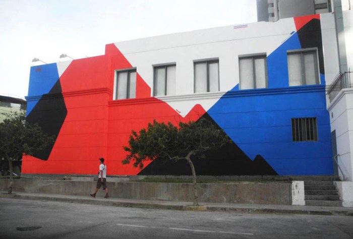 colorful street art geometric murals by Elian, Street art from Argentina, Cordoba