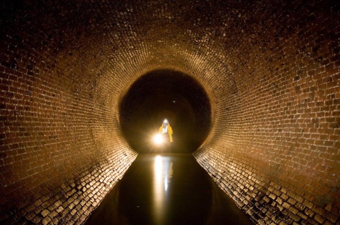 Photographs of sewers and undercity infrastructure, Steve Duncan, Undercity