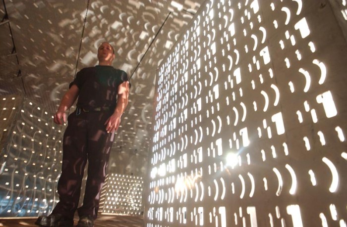 sound and light installation by Craig Colorusso, cubemusic, East Prospect, Arkansas