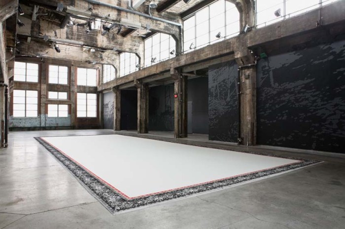 cool installation art, persian carpet made from sugar, Aude Moreau, tapis de sucre