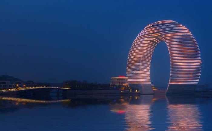 Contemporary hotel architecture, Contemporary Chinese Architecture, MAD architects, horshoe structure, cool hotel exterior