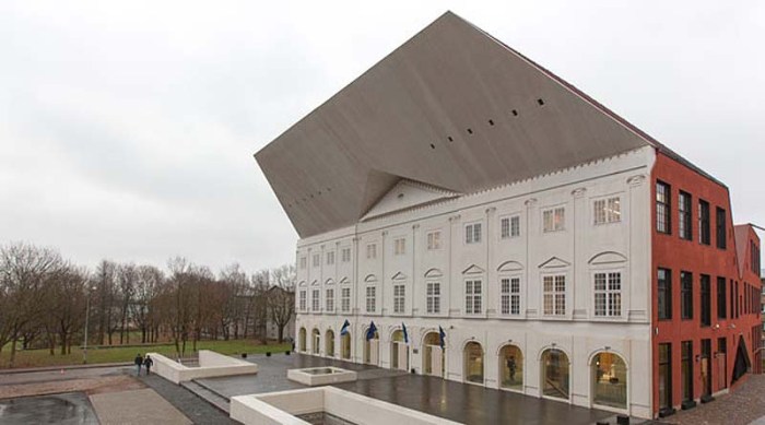 Narva College, Estonia, Concrete Facade mimics old architecture with rest of building contemporary architecture, Katrin Koov, Indrek Peil, Siiri Vallner