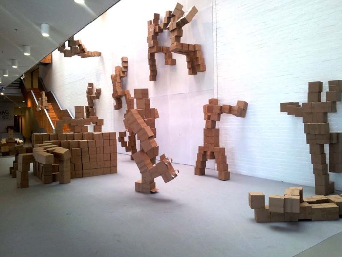 CartonLab, Venn Diagram exhibit at MAG, Mustang Art Gallery, Alicante, Spain. Giant Carboard robots