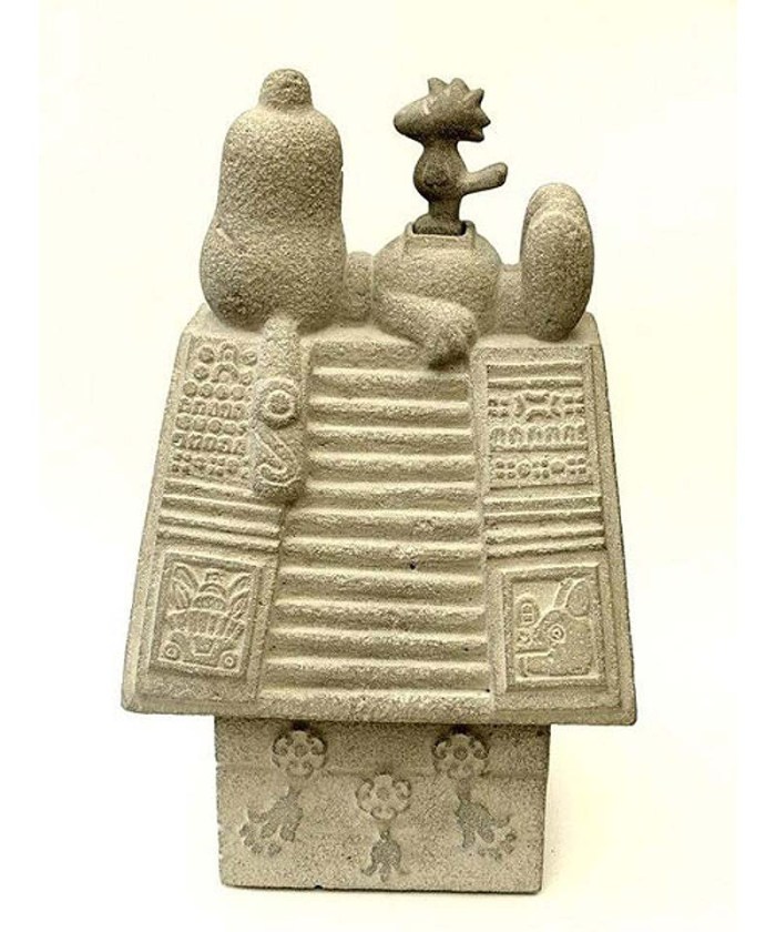 Nadin Ospina, casa de Xoloti, snoopy and woodstock in stone, Contemporary Colombian art