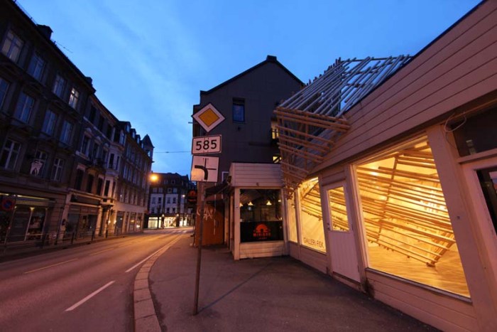 Fragile Invasion, Hidemi Nishida Studio, Norway, Cool wood structure through gallery roof