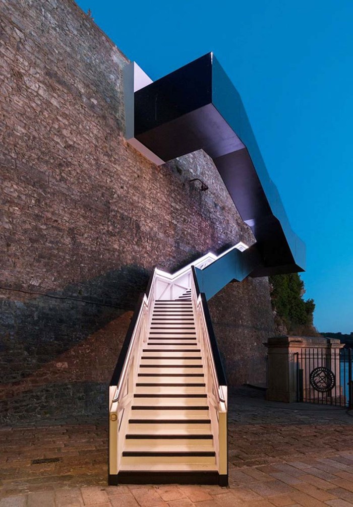 staircase, lighting, royal-william-yard-by-gillespie-yunnie-architects
