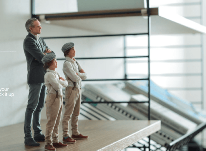 Twinkind, Hamburg-based company that can 3D print photo portrait figurines quickly. 3D-printed portraits. 