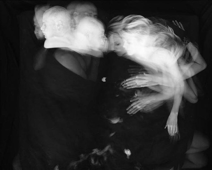 The Sleep of the Beloved, long exposure photos of sleeping couples, Paul Schneggenburger