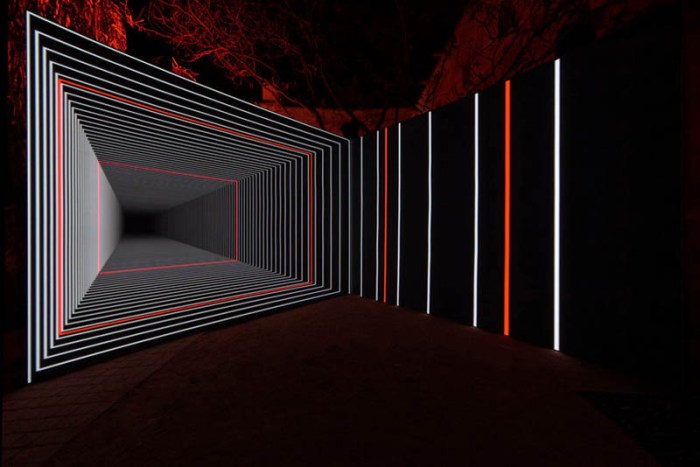 Olivier Ratsi's Onion Skin, audio-visual immersive installation, time and space through perspective game