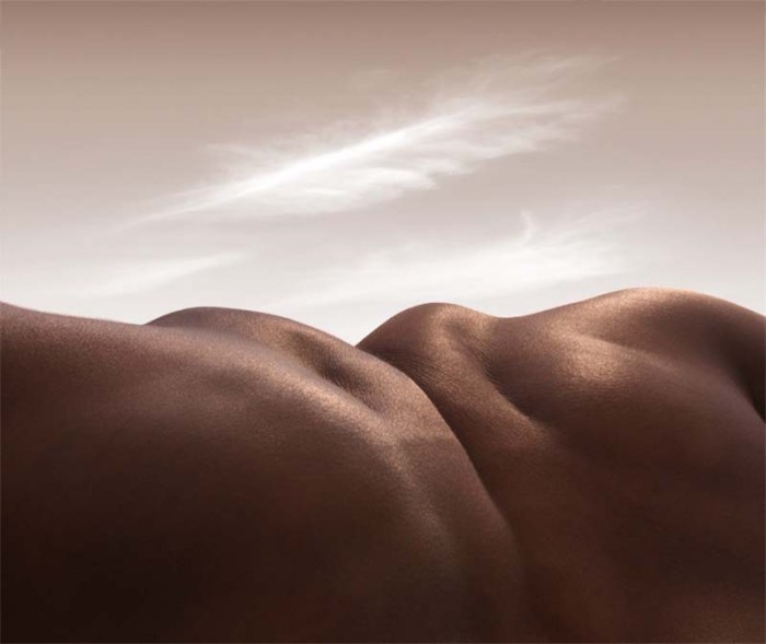 Bodyscapes, photos of landscapes made with bodies, by Carl Warner, contemporary photography