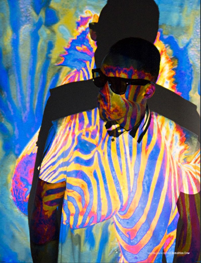 Street Artist Portraits, Guille Lasarte, photos ofprojected street art onto artists